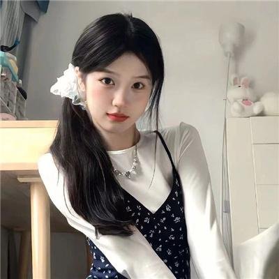 伊凡洁琳海报