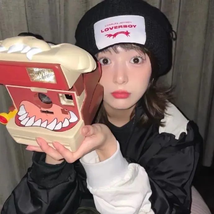 只想看着你海报